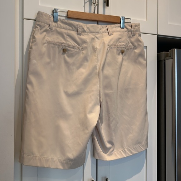Cutter & Buck Golf Dress Shorts Beige Men size 36 - Picture 8 of 10